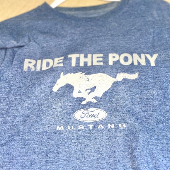 Men’s Ford Mustang Shirt Medium size - Picture 3 of 3